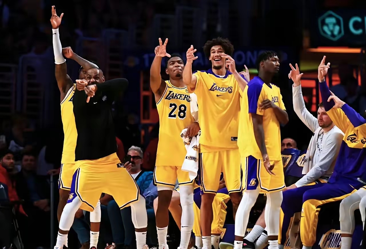 壹号-包含赛地聚焦——NBA常规赛今晚热度飙升，新疆广汇防线松动，震撼外界，赛程密集仍需轮换的词条