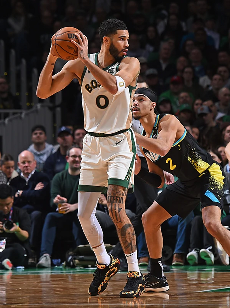 YIHAO-塔图姆在快船比赛中惊险取胜，高光表现引发热议！的简单介绍