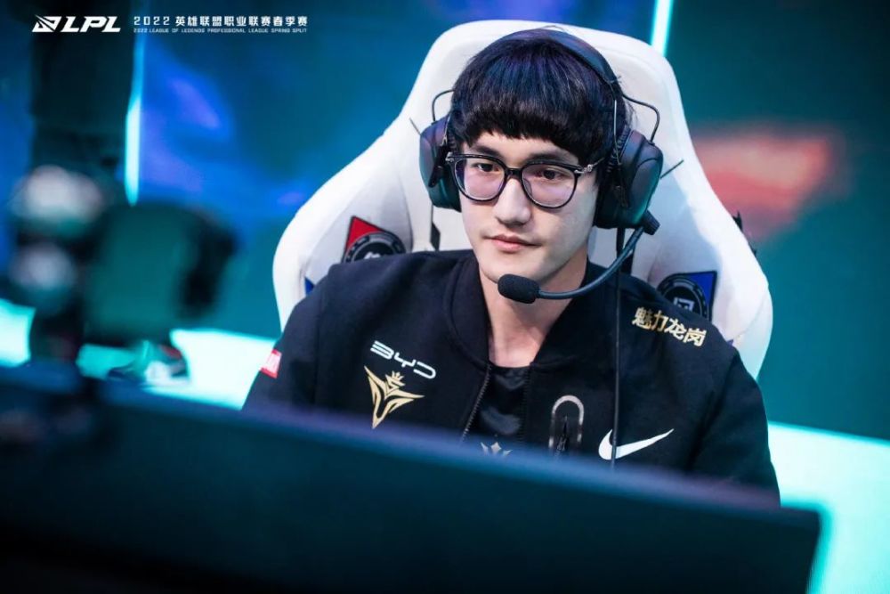 壹号-Karsa爆冷击败澳大利亚队，关键助攻引爆全场！的简单介绍